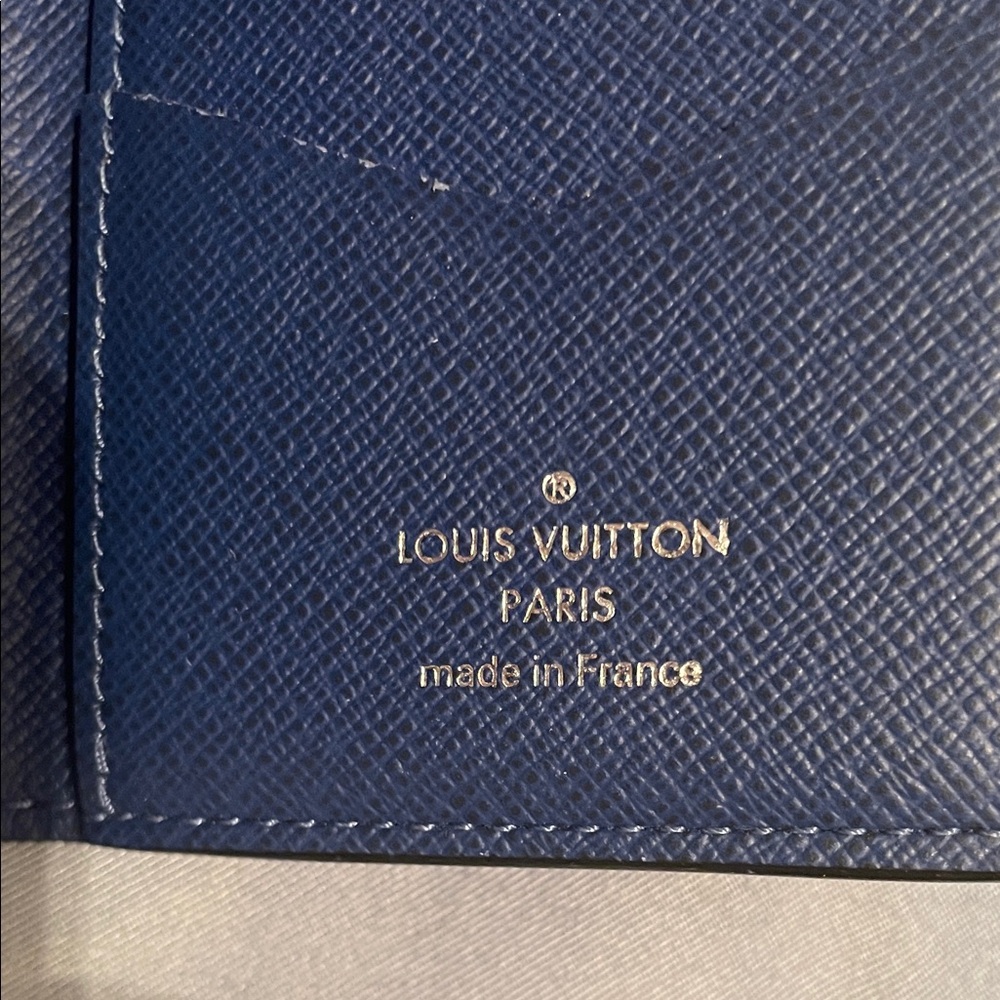 Louis Vuitton Blue on light Blue Men's card holder Wallet - Picture 2 of 6